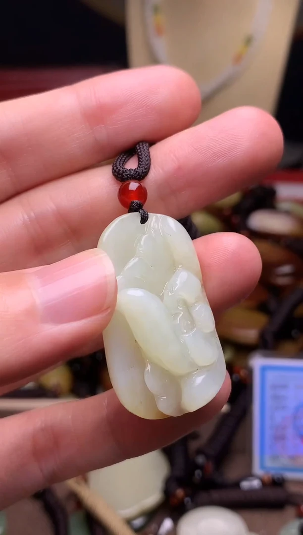 颈饰未镶嵌和田玉新疆料青海料清水和田玉吊坠