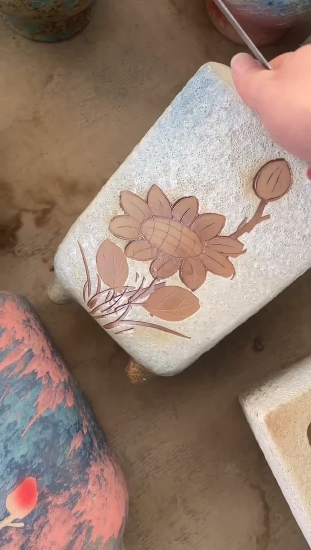 陶瓷14-268口12高24  1个微瑕1-2误差