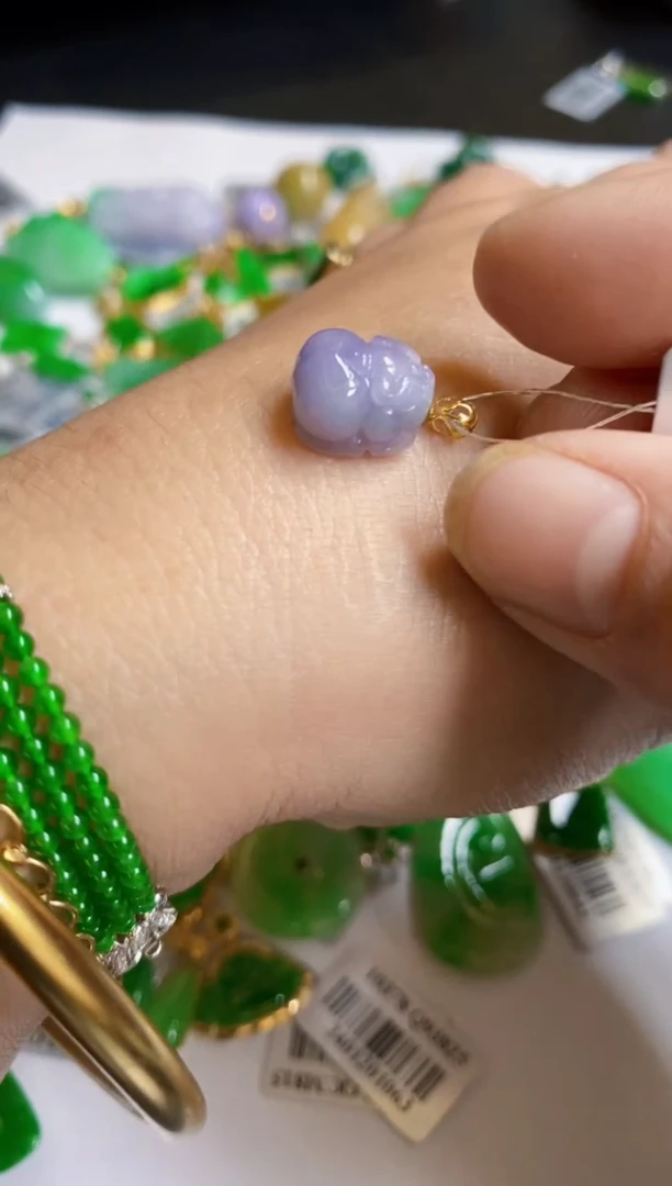 【闪购商品】翡翠颈饰18K金镶嵌吊坠