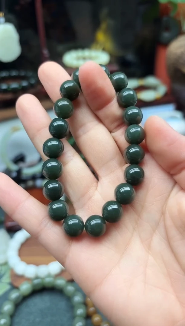 未镶嵌手链和田玉10MM   沙枣青   圆珠