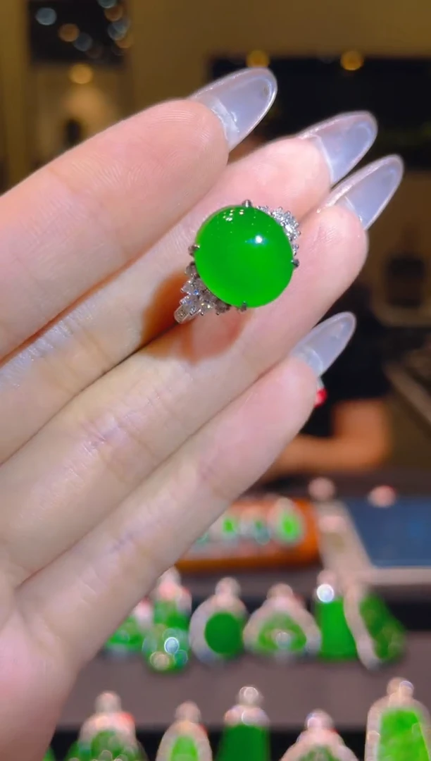 翡翠18K金镶嵌吊坠(不含链)A33