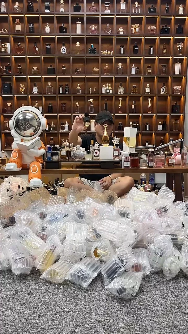 PVP----裸瓶一轮玫瑰