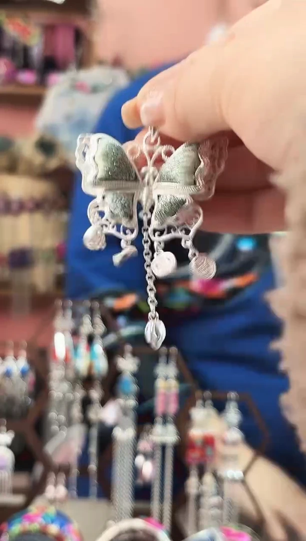 艺枝独绣手工饰品193