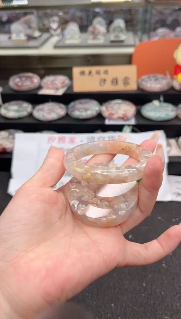 石英质玉手镯未镶嵌54圈口（赠品镯心）667893