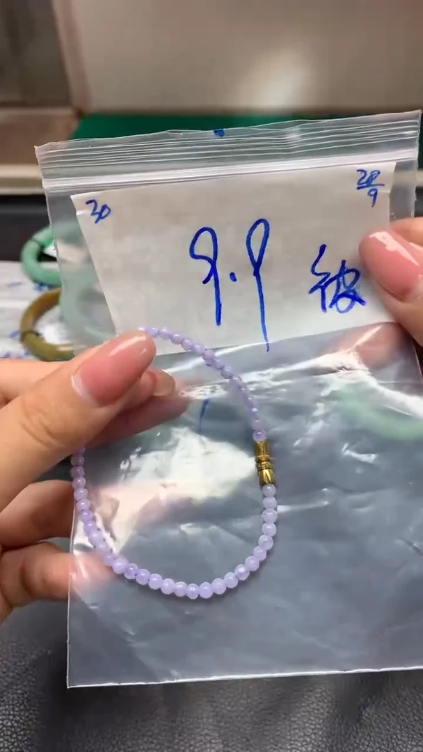 未镶嵌定制翡翠彼*t30毛货需精细抛光挂件多样性拍一发一
