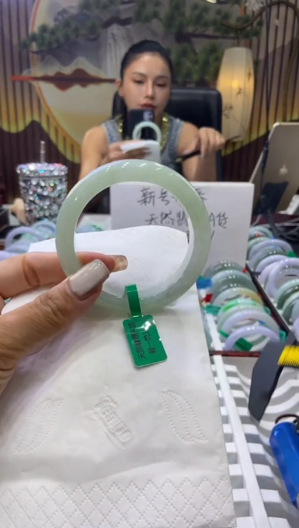 未镶嵌手镯翡翠00004018