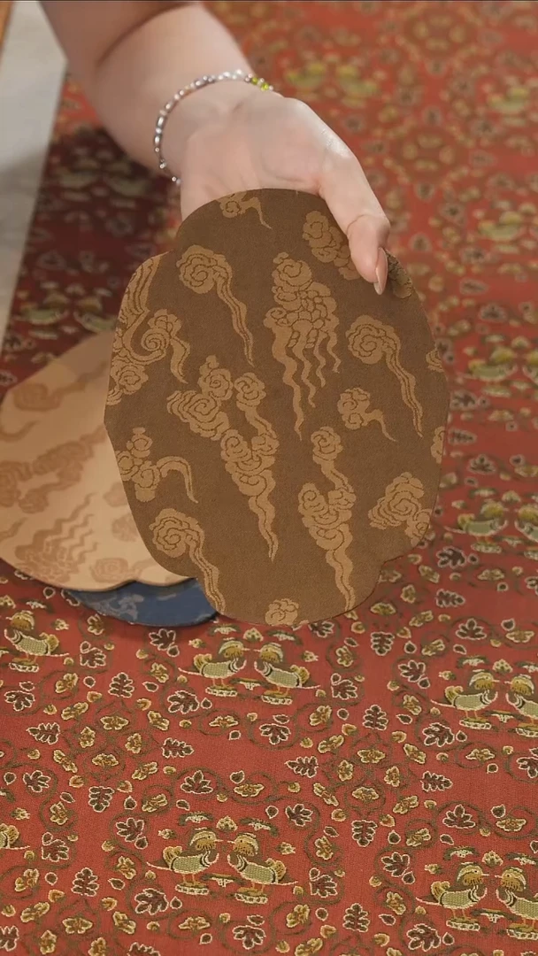 壶承垫.............