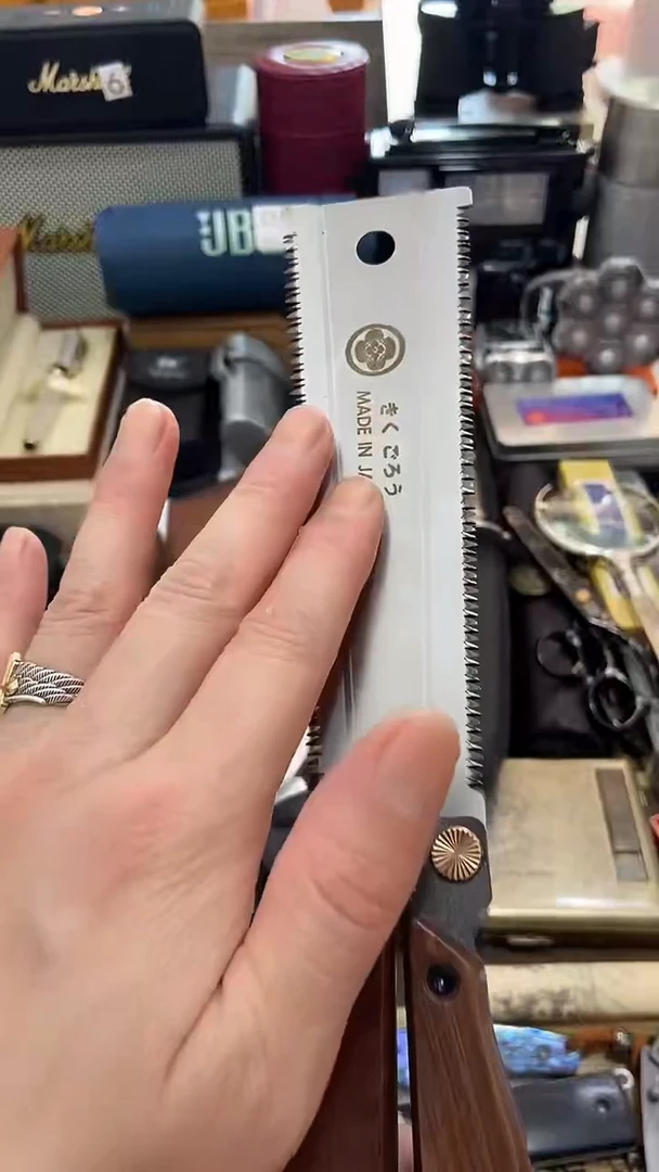 瓷片闪购商品  如图所示