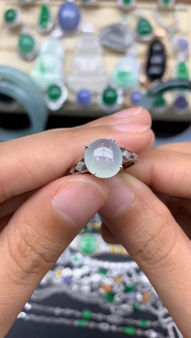 翡翠戒指18K金镶嵌380-春日珠宝