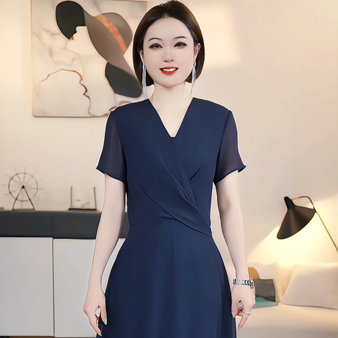 现货【薇薇自在】D高端大码原创遮肉显瘦连衣裙 D5015