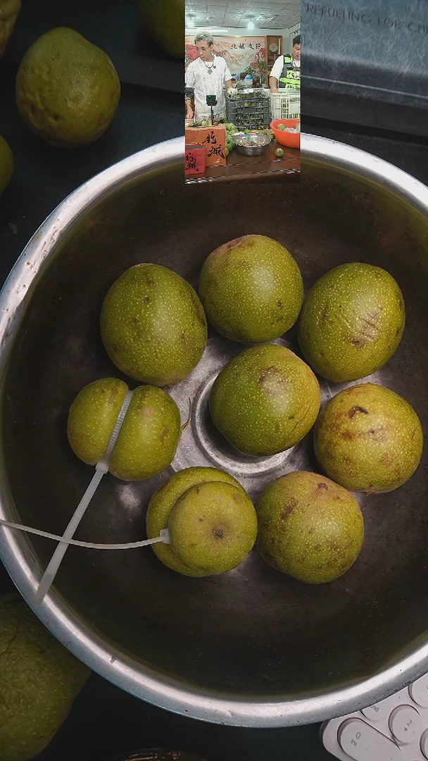 文玩核桃把件青皮葫芦2个小果盘6个（售出不退不换）