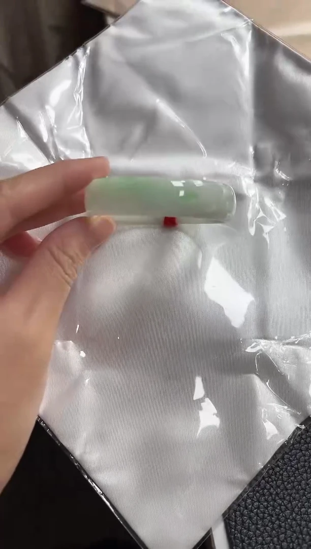 未镶嵌手镯翡翠圈口50.5白底青