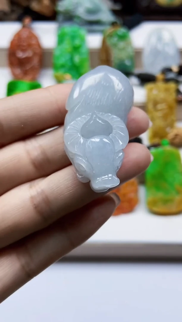 颈饰未镶嵌翡翠翡翠A货