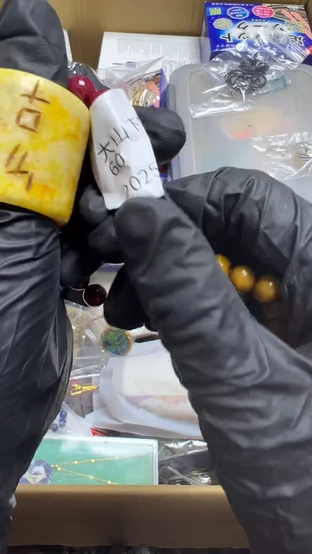 手工艺品琉璃大****娃瓷片瓷片瓷片瓷片