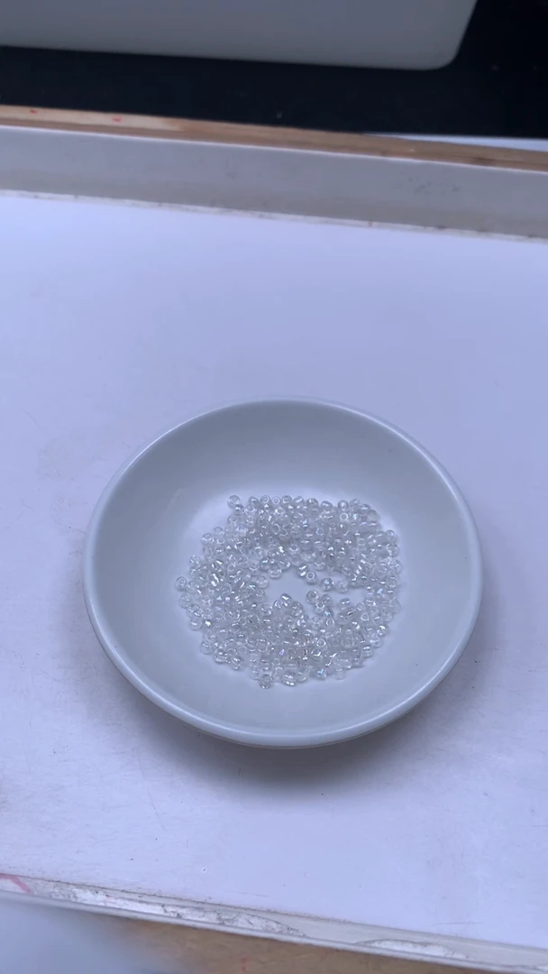 未镶嵌散珠玛瑙/玉髓E124 白色 隔珠2*3mm110个8元