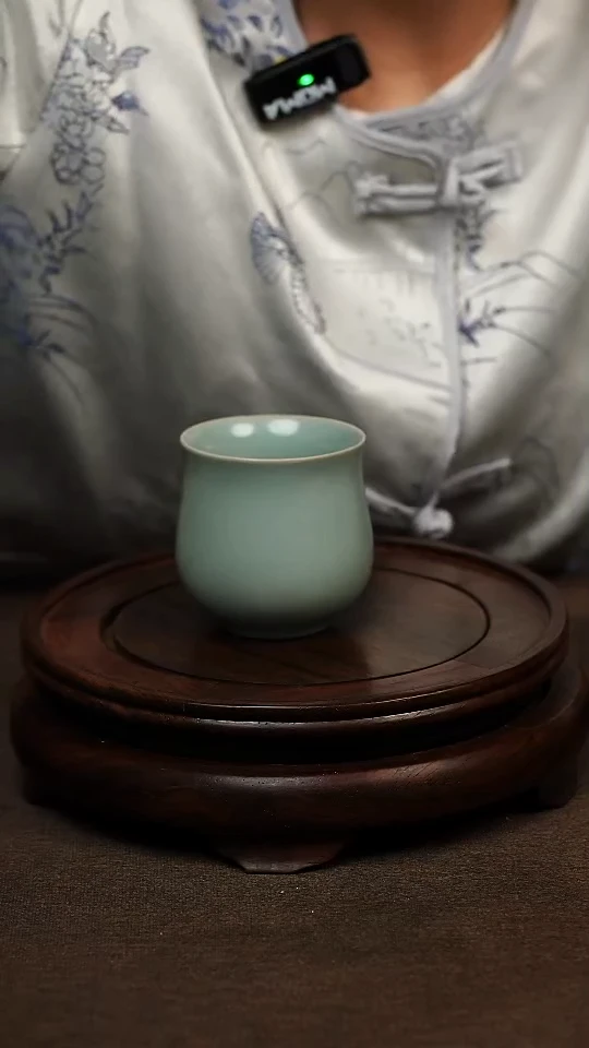 瓷片仿古天青全手玉兰杯120ml 微瑕 不带礼盒