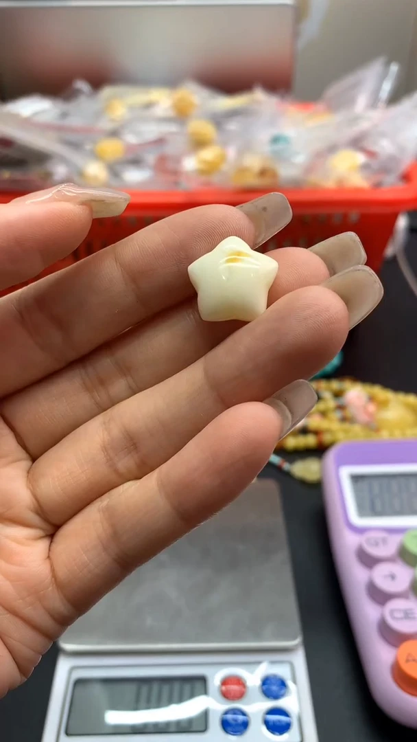 未镶嵌琥珀珠宝奇石2111