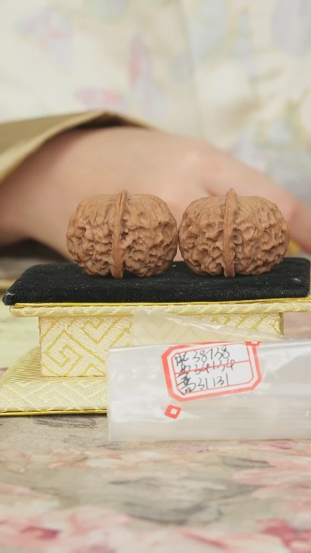 把件文玩核桃非嫁接元宝
