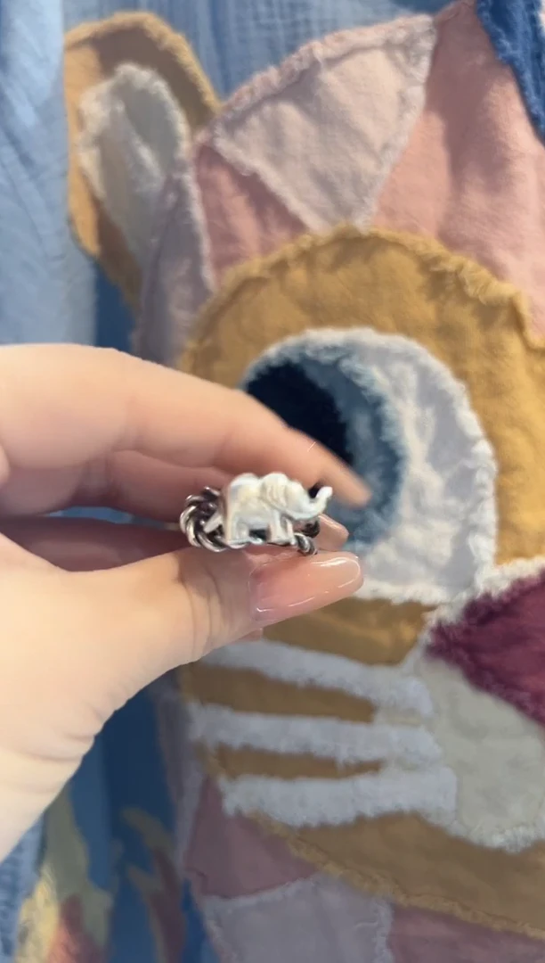 无925银一****?戒指