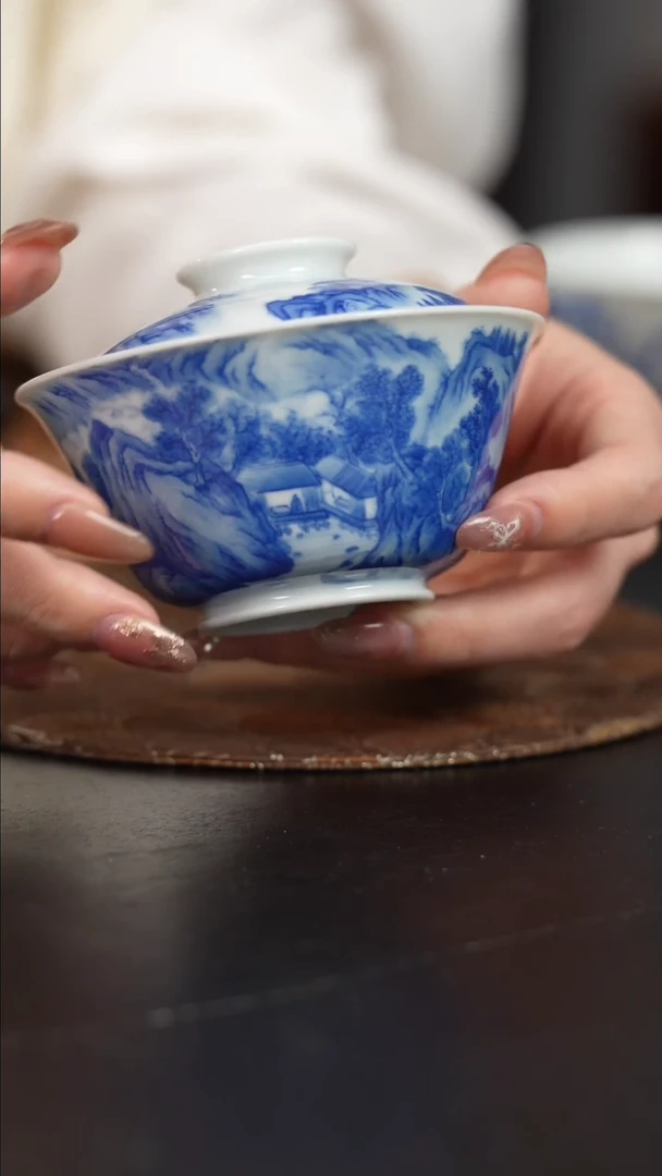 【闪购商品】杯看山柴窑青花山水