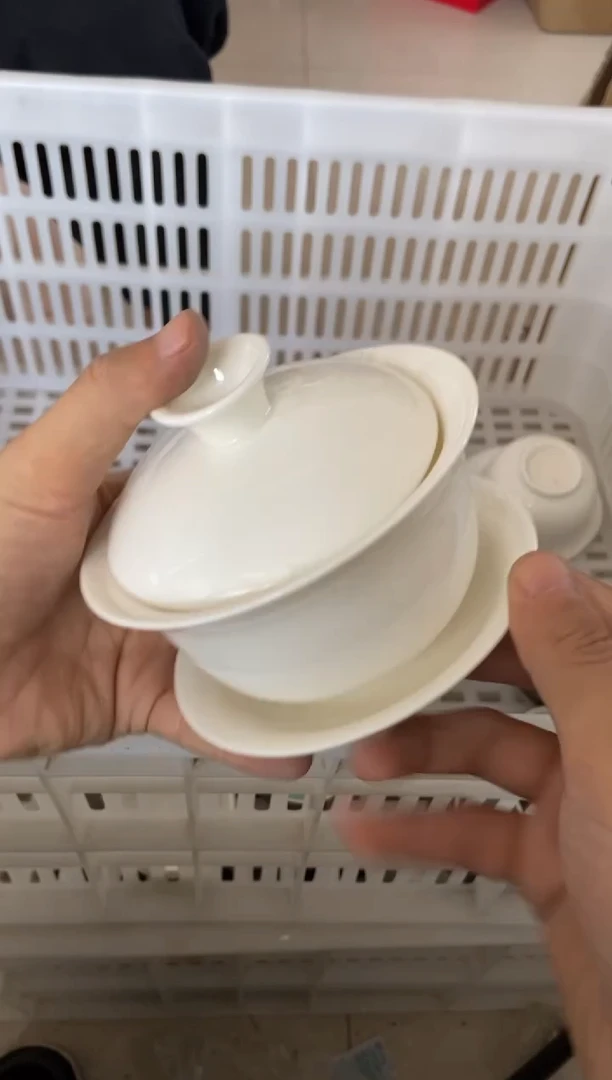 杯无运费险有瑕疵的摄影的产品有使用过的痕迹有点脏介意勿拍