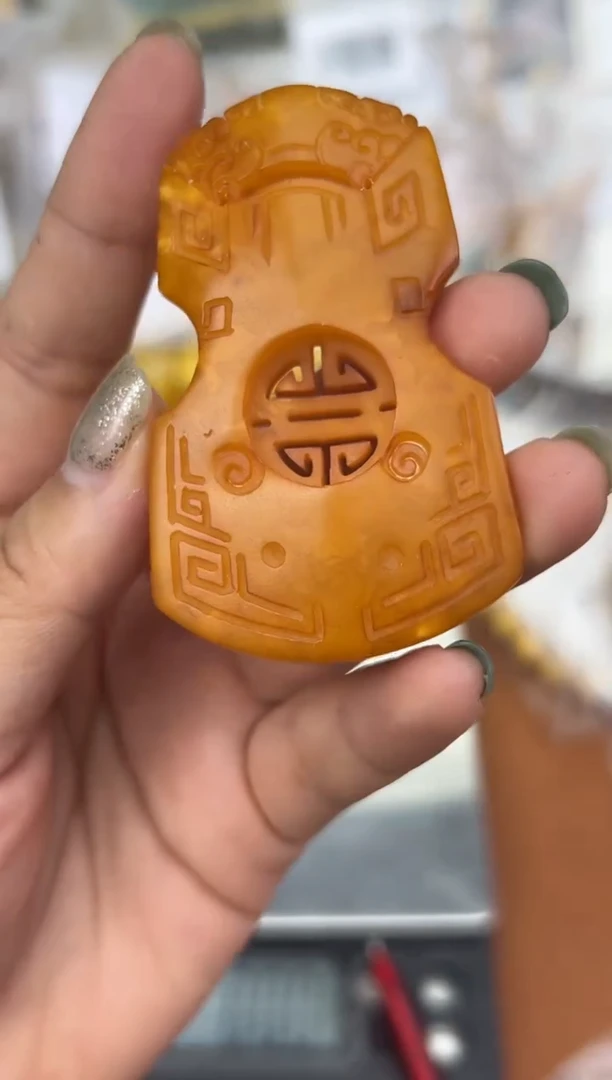 未镶嵌蜜蜡裸石蜜蜡吊坠