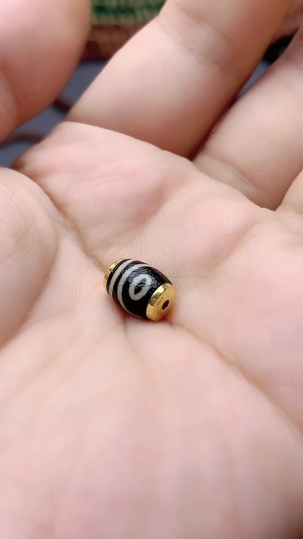 18K金镶嵌单珠玛瑙/玉髓虫25090290369