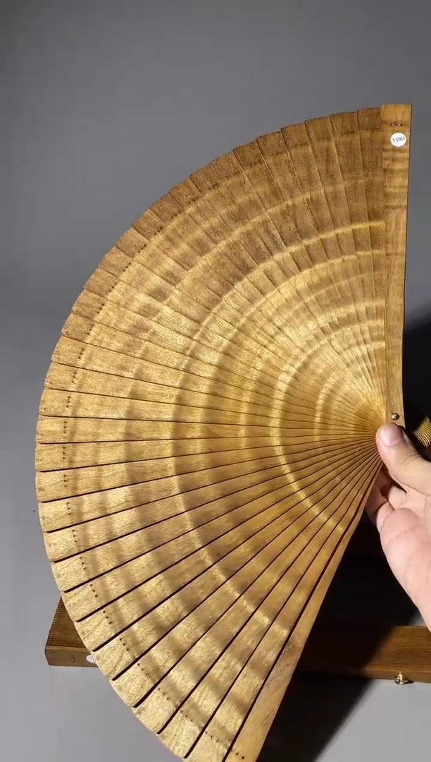 金丝楠浅*139号26cm小叶桢楠扇子