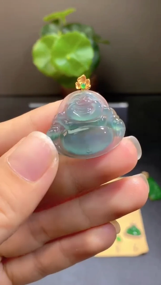 颈饰18K金镶嵌翡翠翡翠A货