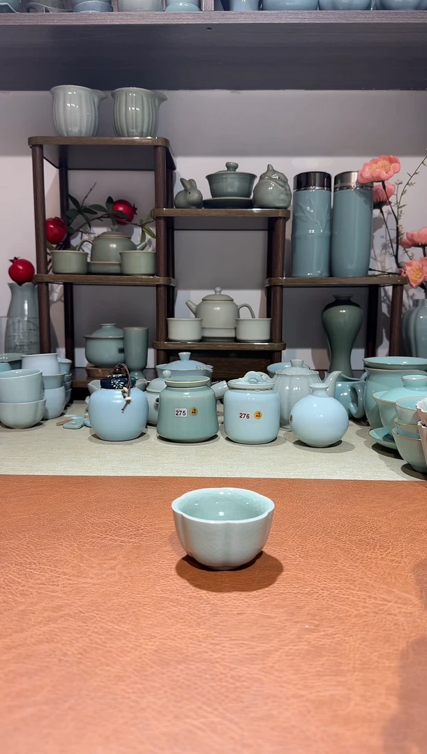 其他福利054花口杯 豆绿釉一级精品 主人杯品茗杯*