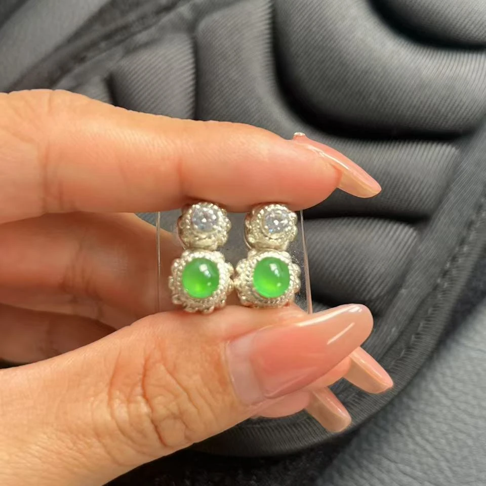 缅甸A货翡翠冰种