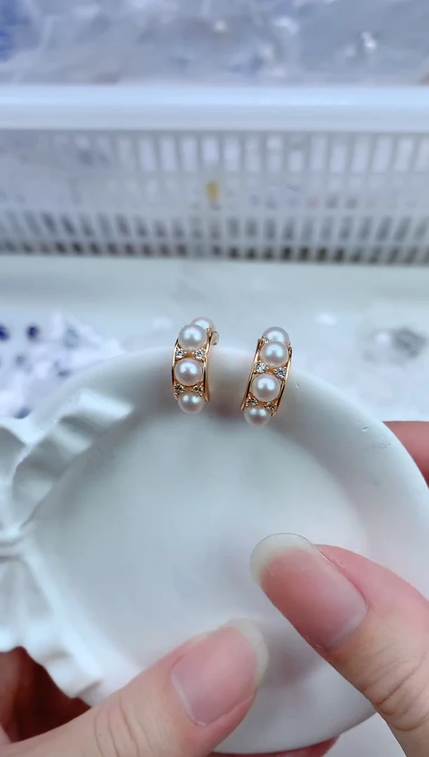 银S925镶嵌耳钉淡水珍珠17