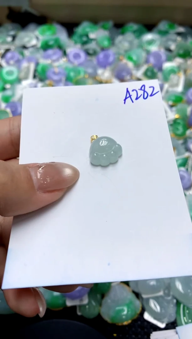 【闪购商品】翡翠颈饰18K金镶嵌1111111111111111