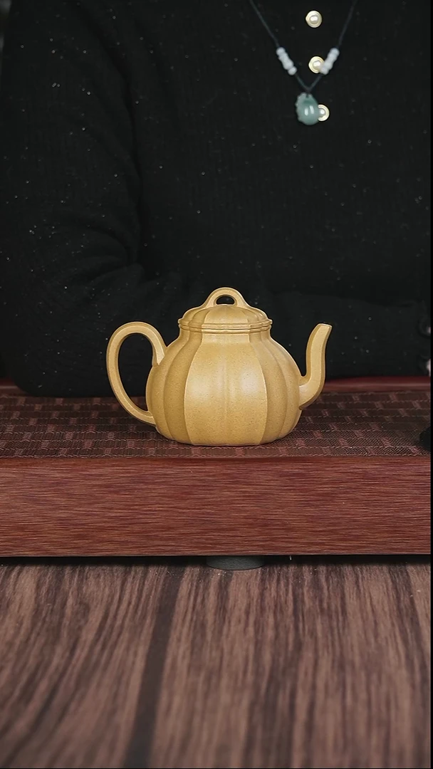 【闪购商品】紫砂茶壶黄金段  筋纹  水仙