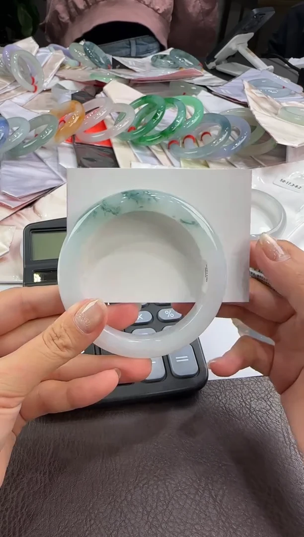 未镶嵌手镯翡翠MN11212-32