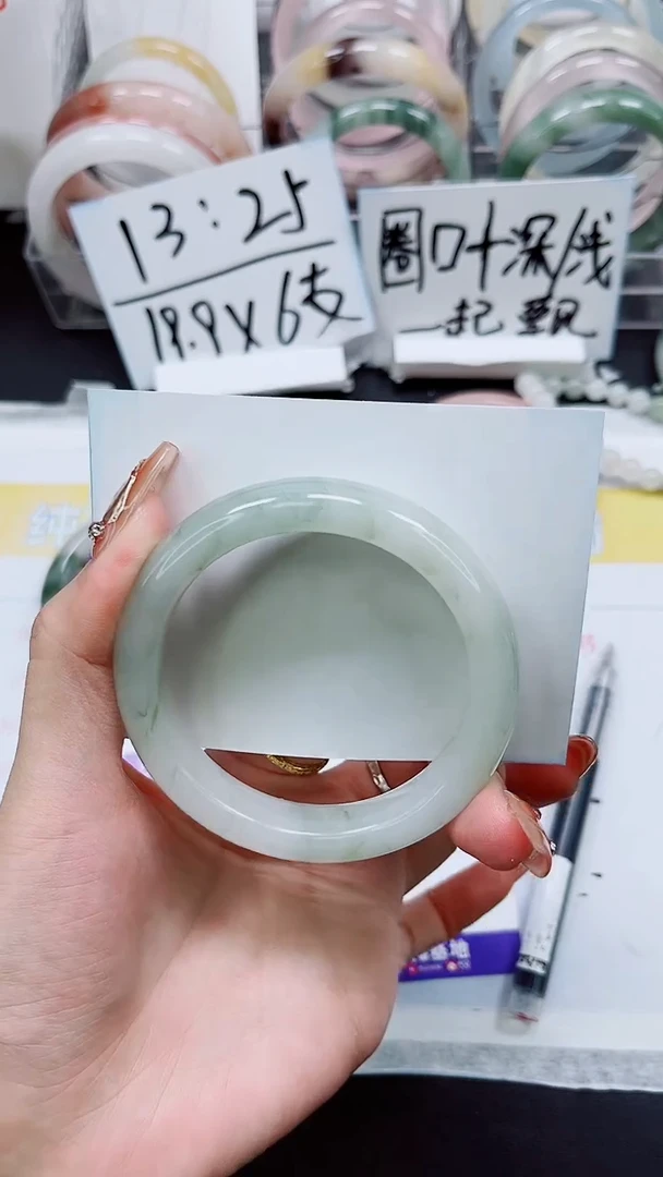 【闪购商品】石英质玉手镯未镶嵌S9-56/57