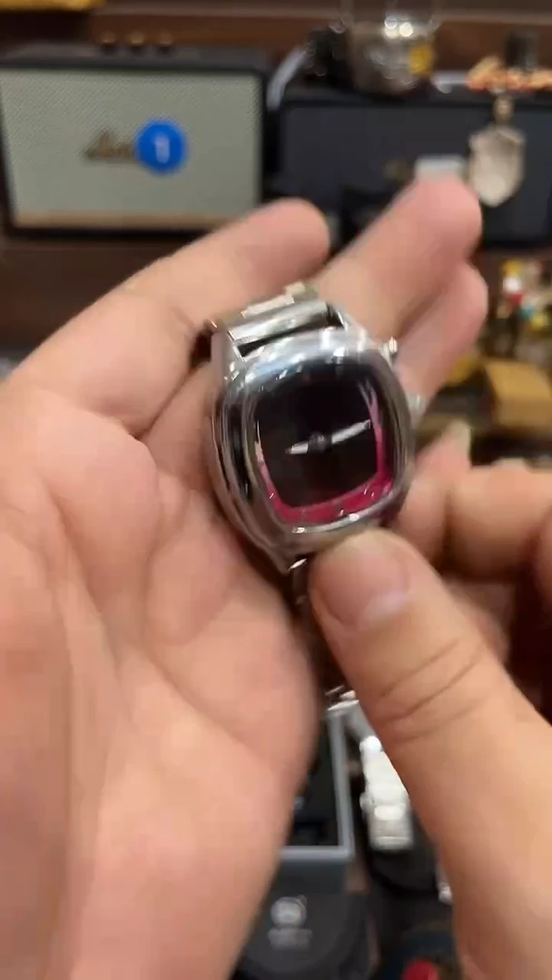 瓷片闪购商品 如图所示