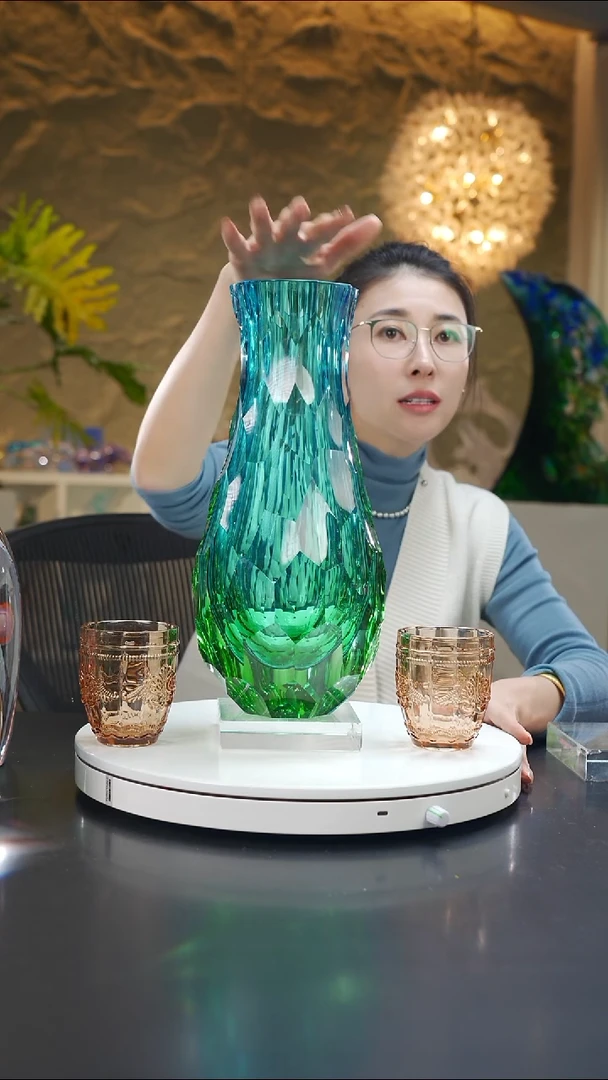 手工艺品琉璃九*宝石蓝美人瓶带小底座琥珀金杯子2预售