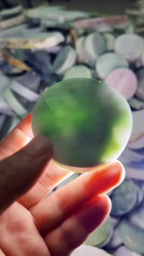 【闪购商品】翡翠挂件未镶嵌A货康壹276