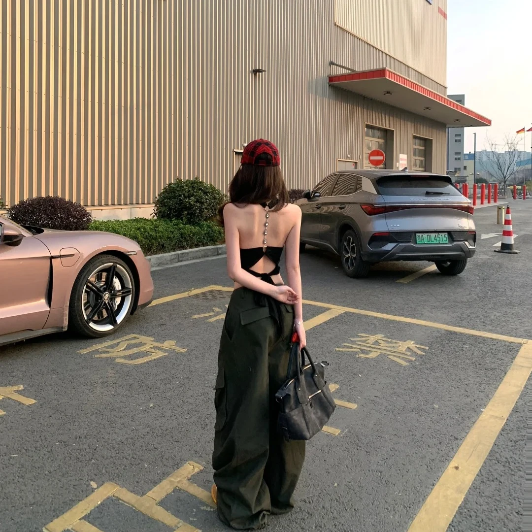 2025春季新款时尚吊带露背设计感洋气性感辣妹休闲百搭上衣内搭女