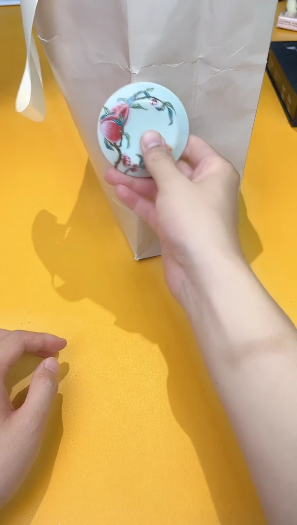 瓷片绿宝瓶