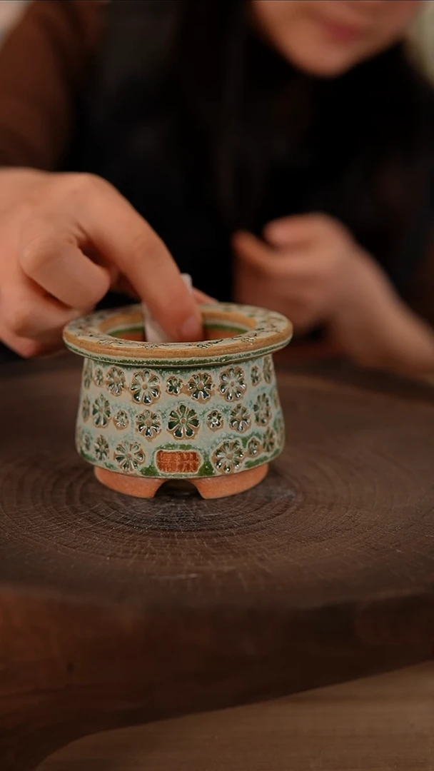 【闪购商品】红陶2-20-135默认有瑕口5.5