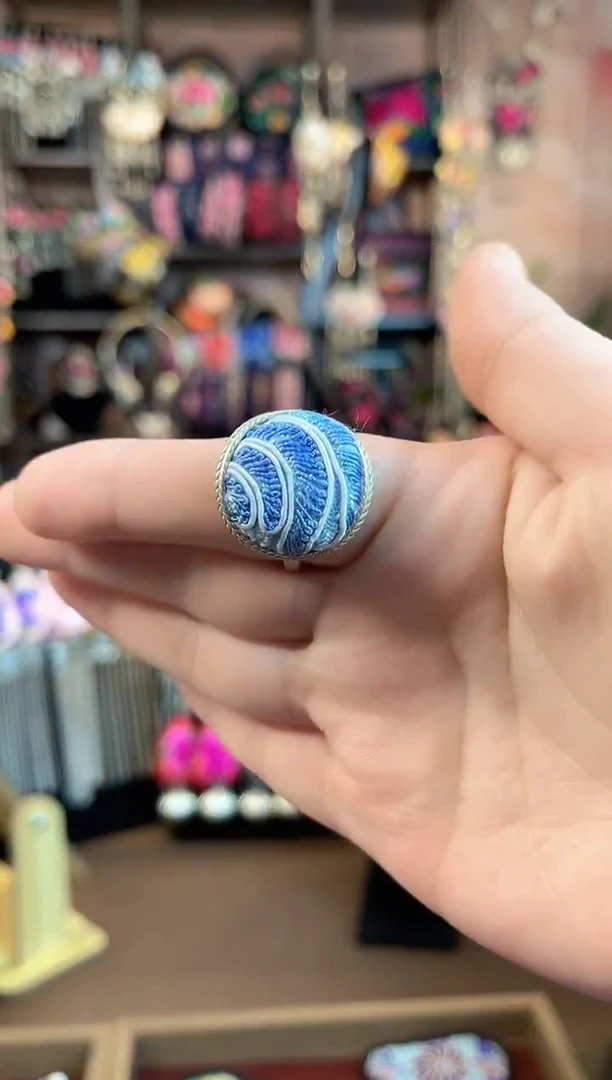 织绣民族风手工非遗老绣饰品103