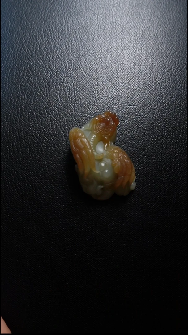 颈饰未镶嵌和田玉手把件