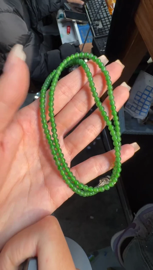 未镶嵌定制翡翠翡翠A货有轻微色差属于正常现象，珠链1