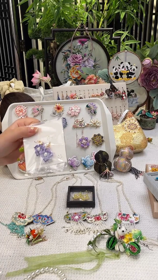织绣Y****e非遗绒花手工饰品