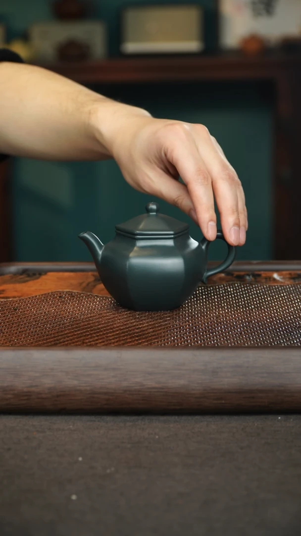 【闪购商品】紫砂茶壶51六方莲子WT