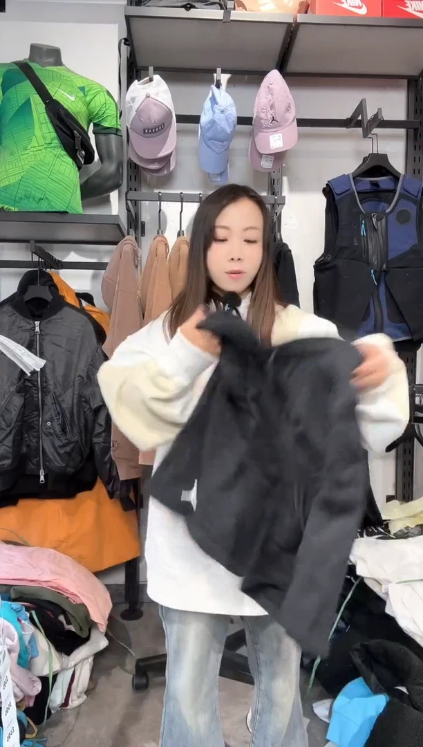1612编码 瑕疵款直播间过款为准 尺码  身高  175