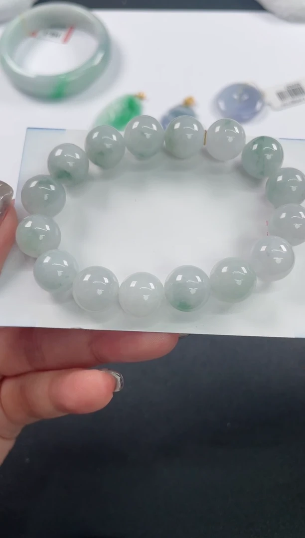 未镶嵌手链翡翠基地发货H8990