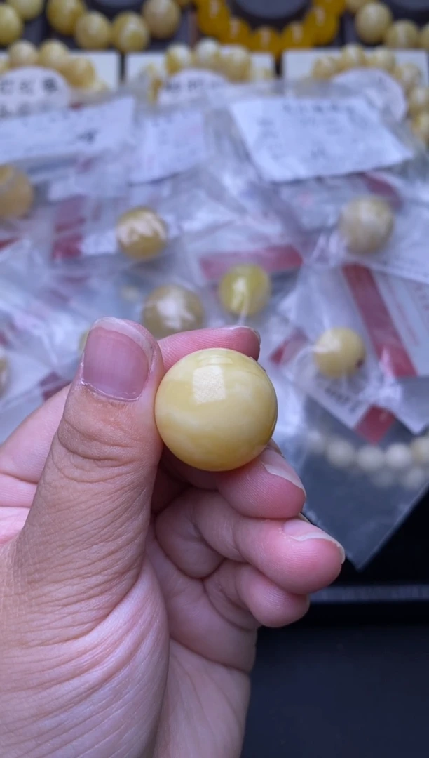 裸石琥珀未镶嵌 大小姐珠宝严选26